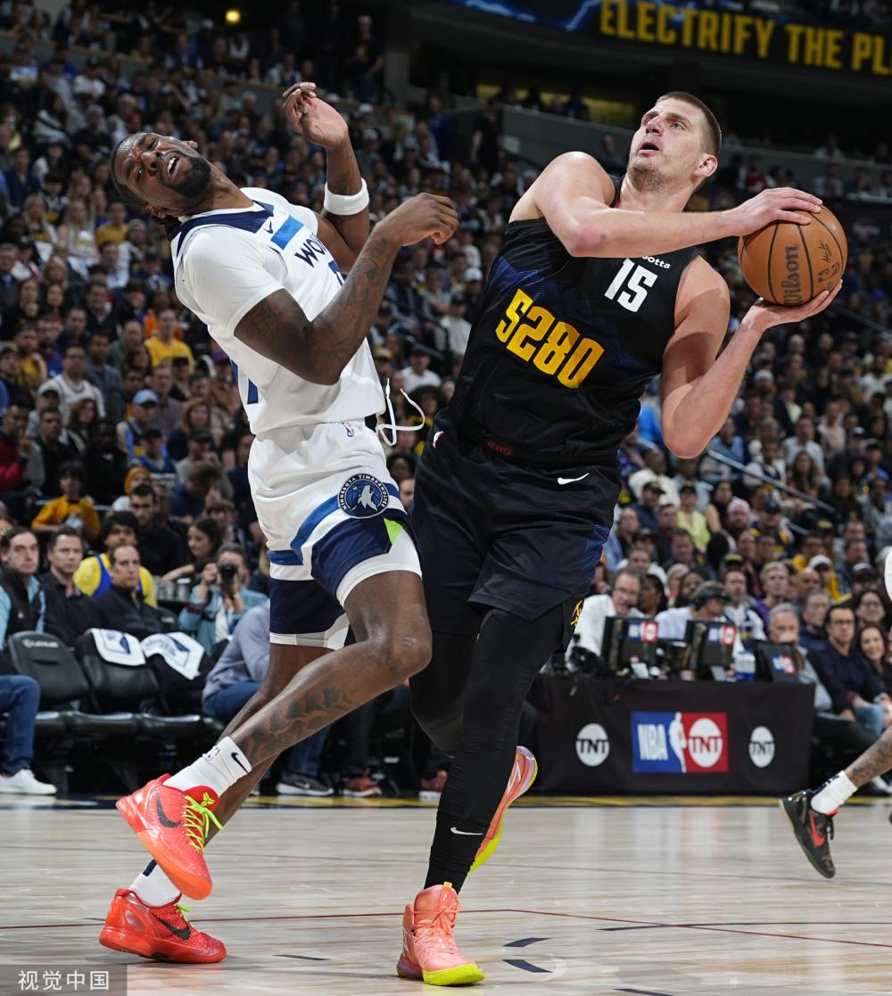 显然更具吸 显然更具吸