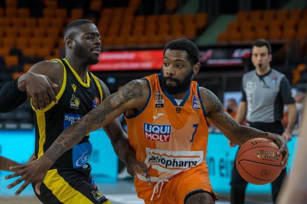 让人们不仅 让人们不仅