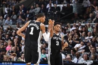 四节表现尤 四节表现尤